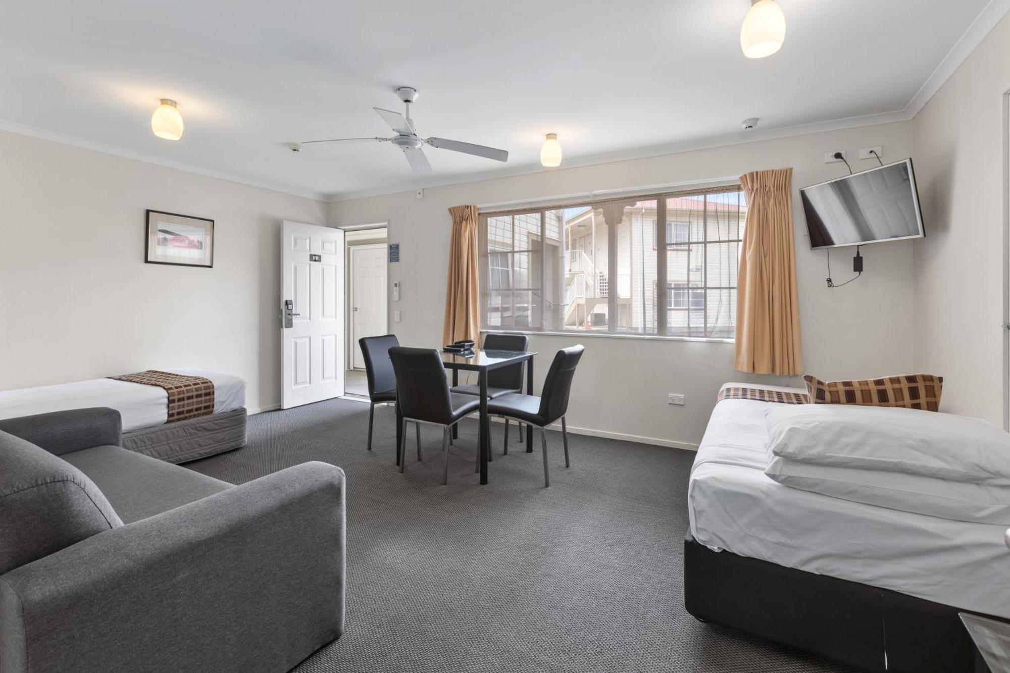 Bks Pioneer Motel Auckland Szoba fotó